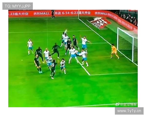 北京国安险胜追平榜首位置 邵佳一青岛西海岸不遗憾冲刺未来